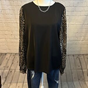 Black Leopard Sleeve Women's Top
